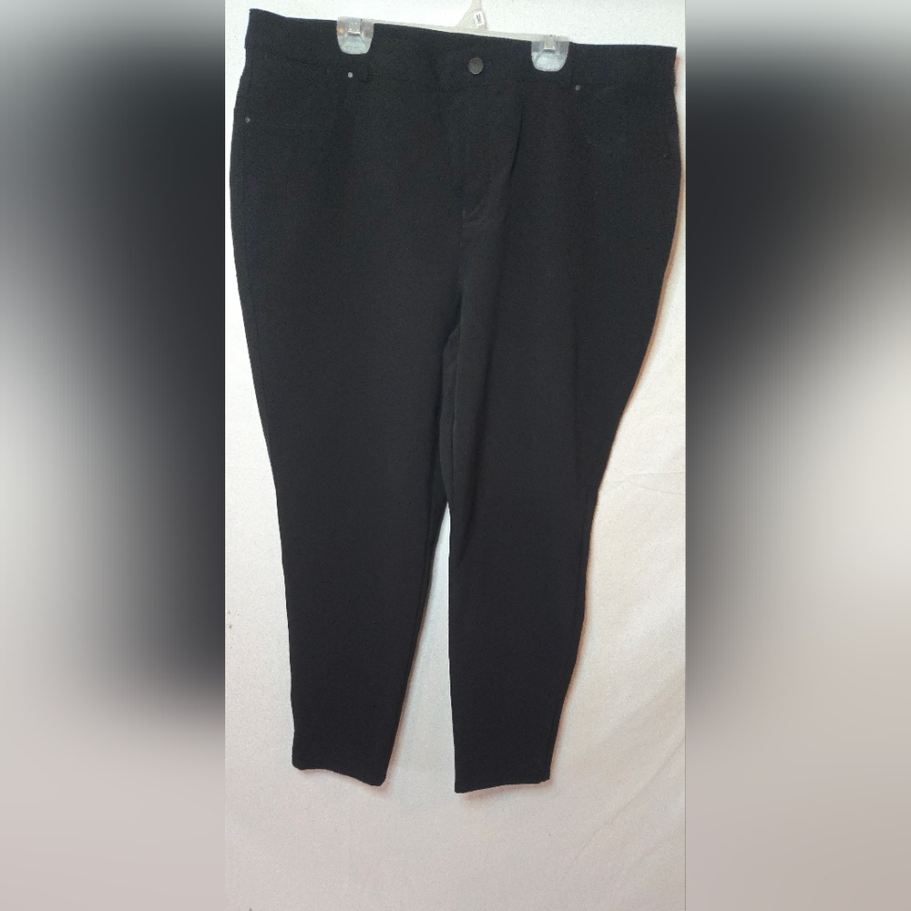 Chico's Women's 3R/16R Black Slim Fit Business Casual Career Pants